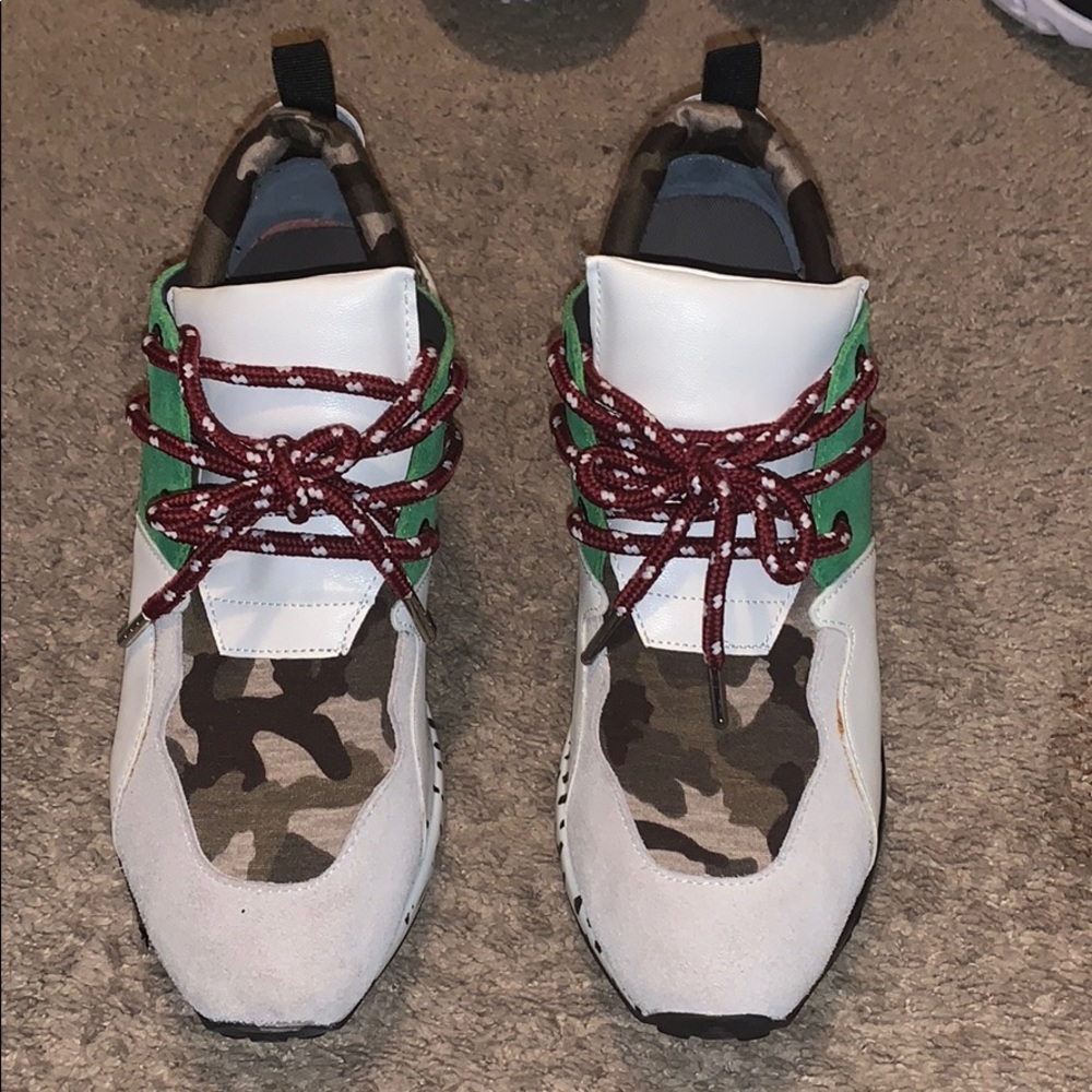 COPY - Steve Madden Sneakers size 7.5